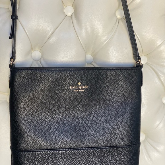 Kate Spade crossbody handbag! - Picture 2 of 3
